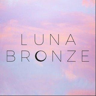Luna Bronze logo